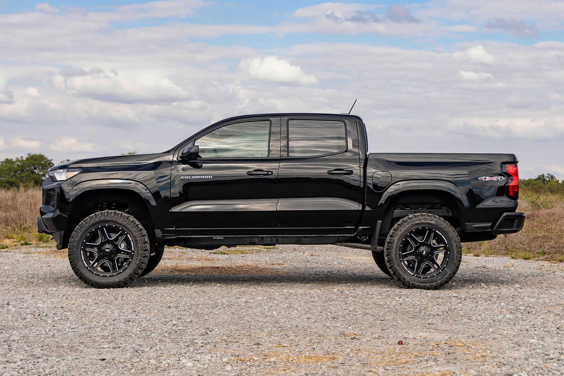 4 Inch Lift Kit N3 Shocks Chevy/GMC Canyon/Colorado 4WD (2023-2026) Rough Country-5