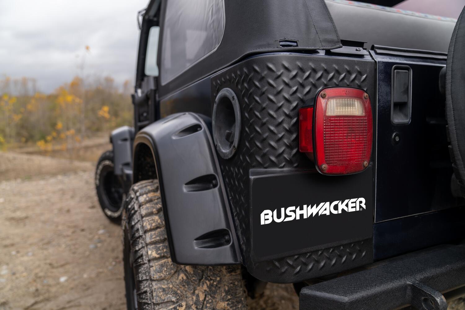 Black Trail Armor Rear Corners For 1997-2006 Jeep Wrangler 2-Door Pair Bushwacker-2