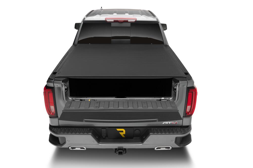 Pro X15 Tonneau Cover Black 2020-2026 GMC Sierra (with CarbonPro Bed) 5 Foot 9 Inch Bed with or without MultiPro/Multi-Flex Tailgate Truxedo-6