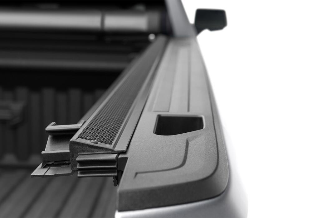 Pro X15 Tonneau Cover Black 2020-2026 GMC Sierra (with CarbonPro Bed) 5 Foot 9 Inch Bed with or without MultiPro/Multi-Flex Tailgate Truxedo-9