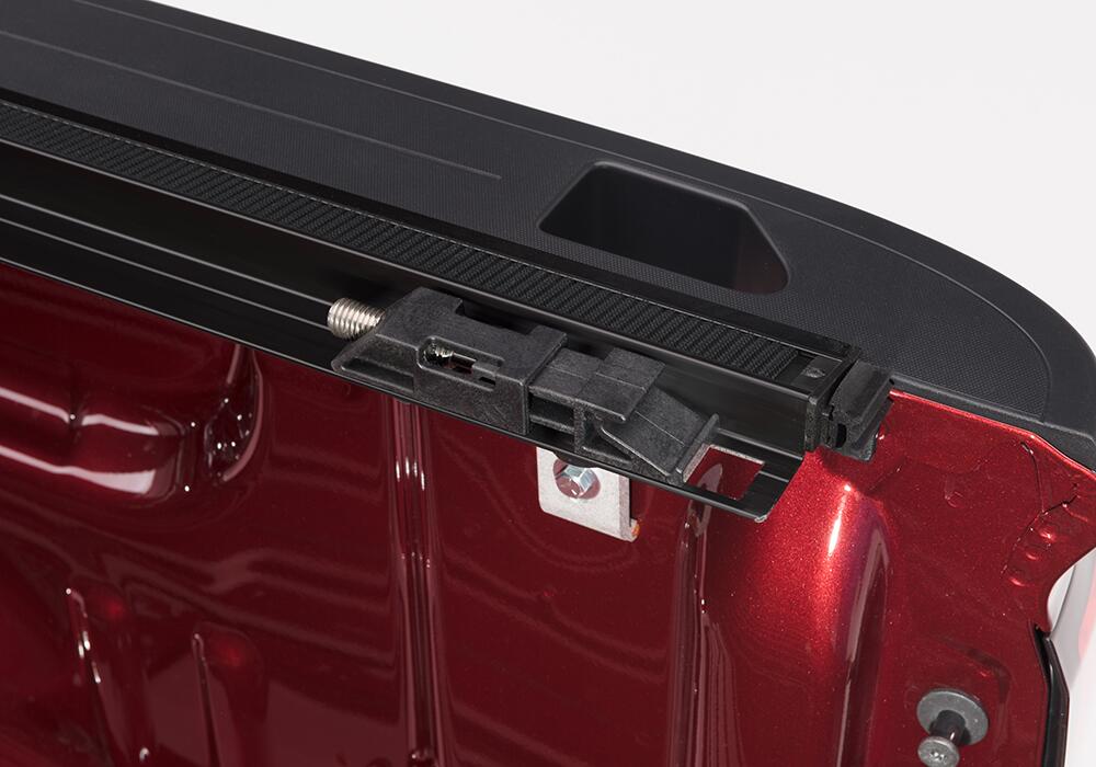 Pro X15 Tonneau Cover Black 2022-2026 Nissan Frontier Truxedo-9