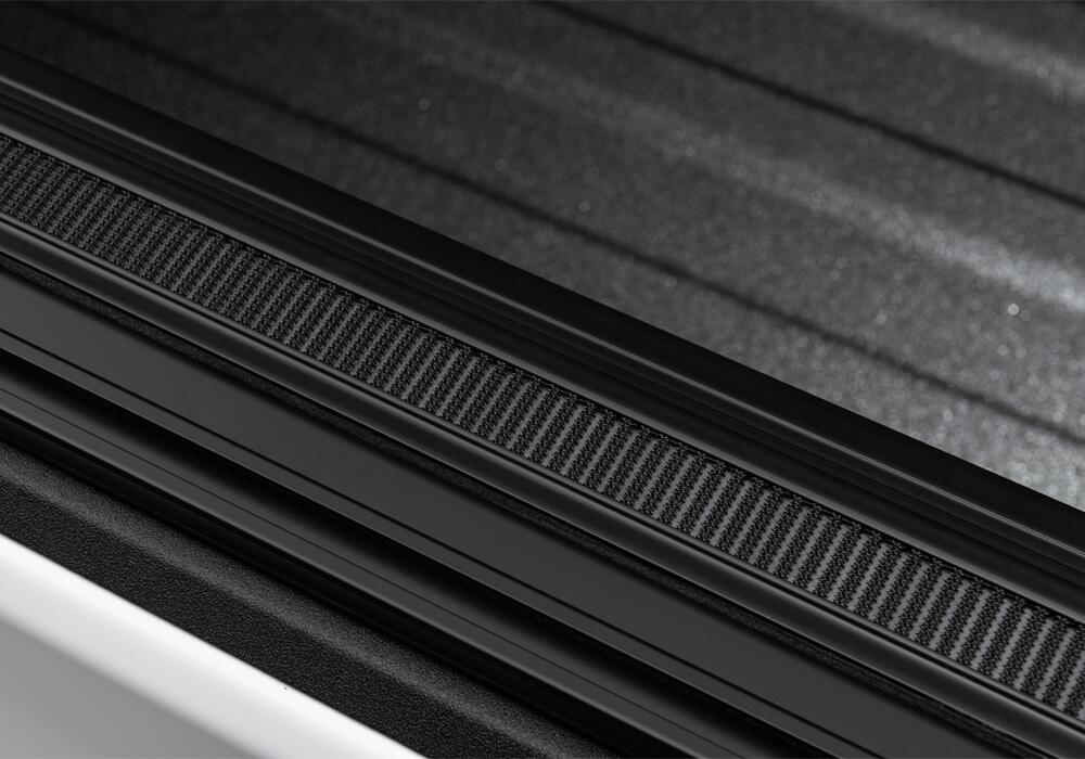 Sentry CT Tonneau Cover Black 2020-2025 Jeep Gladiator with or without Trail Rail System Truxedo-4