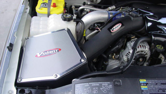 Closed Box Air Intake w/Pro 5 Filter 01-04 Chevrolet/GMC Silverado/Sierra 2500HD/3500HD Volant-1