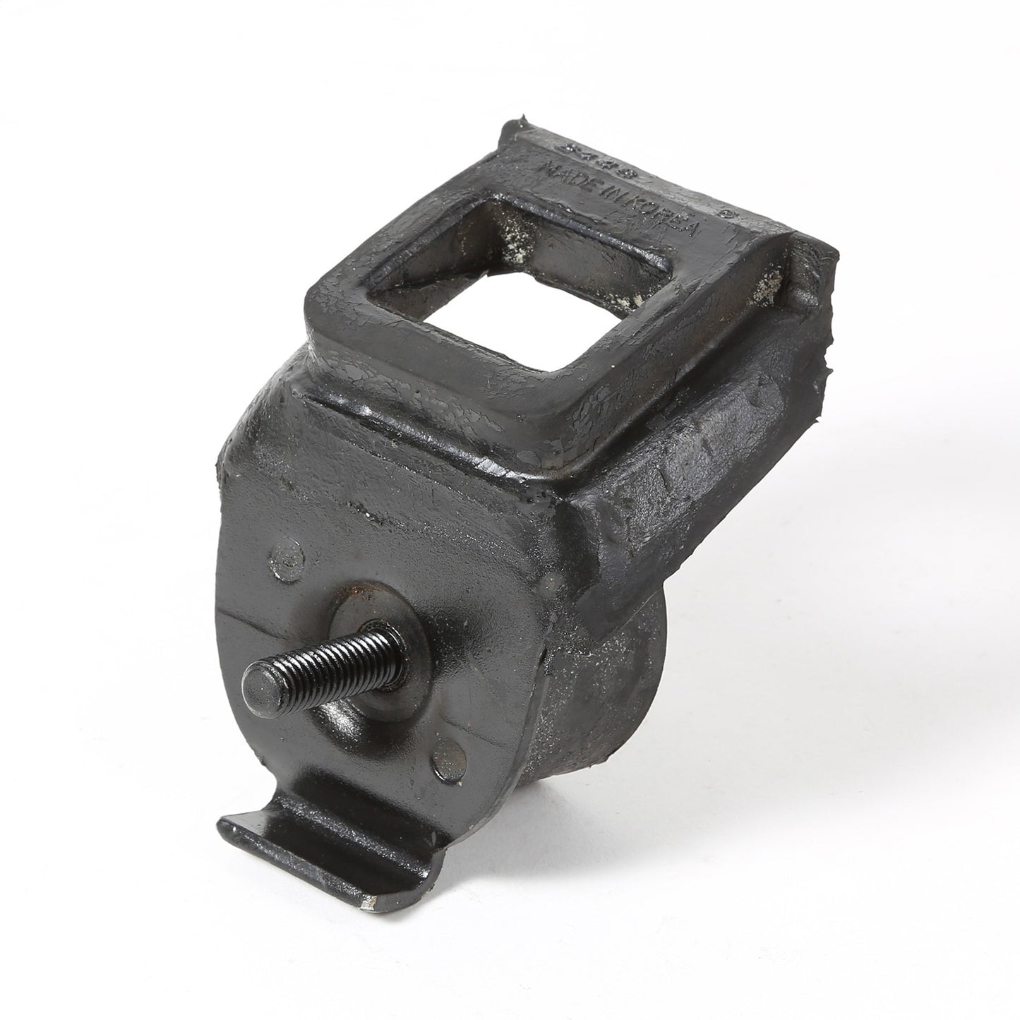 Engine Mount 1980-1983 CJ5 1980-1986 CJ7 And 1981-1986 CJ8 Scrambler OMIX