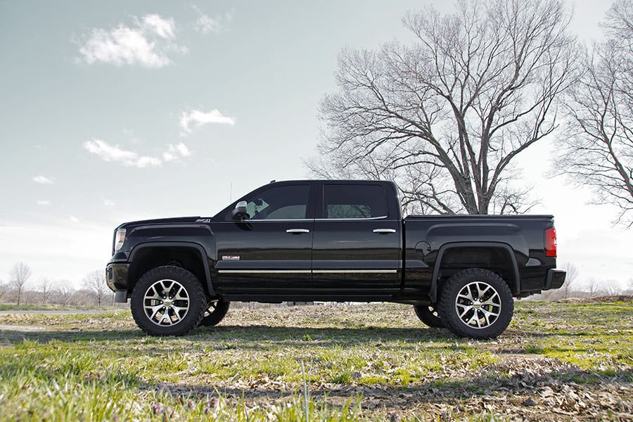 5 Inch GMC Suspension Lift Kit 14-16 Sierra 1500 Denal 4WD w/MagneRide Rough Country-2
