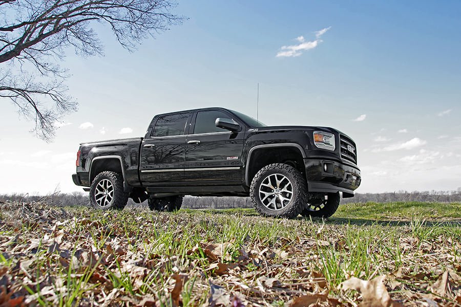 5 Inch GMC Suspension Lift Kit 14-16 Sierra 1500 Denal 4WD w/MagneRide Rough Country-3