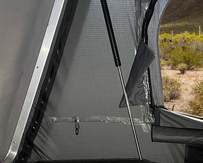 18089901 Bushveld hard shell roof top tent Overland Vehicle Systems-12