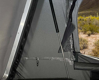 18089901 Bushveld hard shell roof top tent Overland Vehicle Systems-12