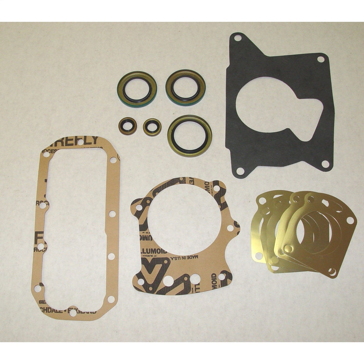 Transfer Case Gasket/Oil Seal Kit Dana 300 Includes Input Shaft Seal Output Shaft Seal All Necessary Seals For Transfer Case Overhaul 1980-1983 CJ5 1980-1986 CJ7 And 1981-1986 CJ8 Scrambler OMIX