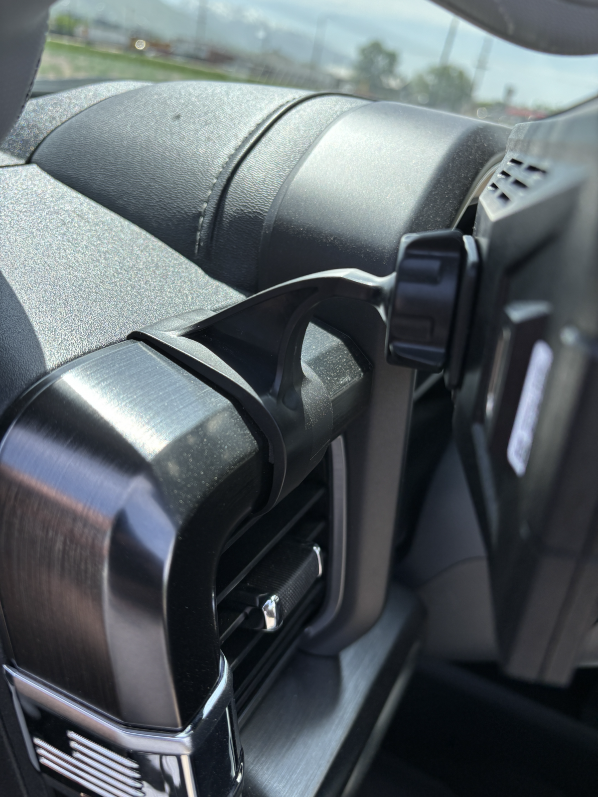 Display Mount Display Mount 2023+ Ford Super Duty and 21+ Ford F150 Edge Products-3