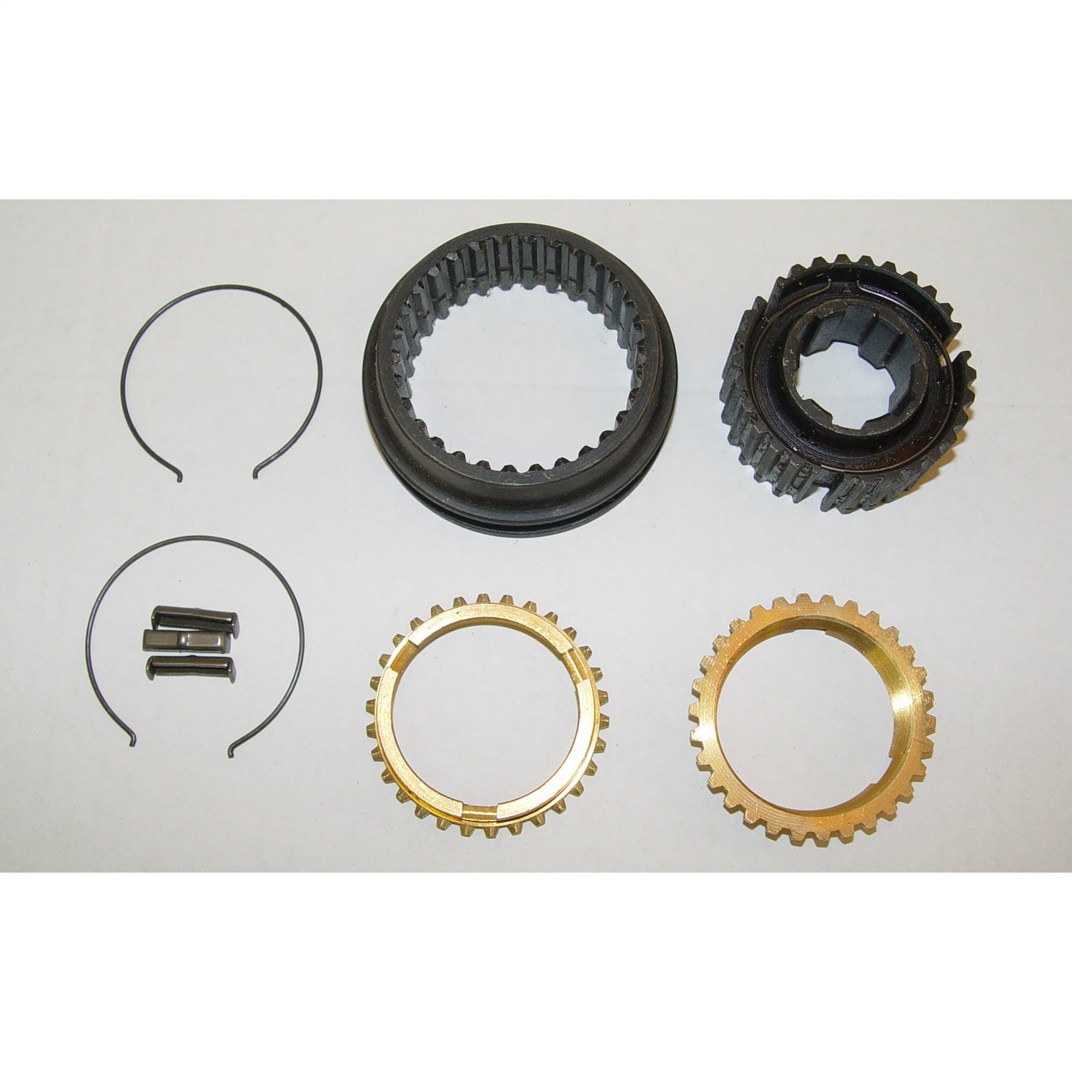 Transmission Synchronizer Assembly Second And Third Gear Includes Blocking Rings 1946-1949 CJ2A 1949-1953 CJ3A 1953-1966 CJ3B 1950-1952 M38 1952-1957 M38A1 1946-1955 OMIX