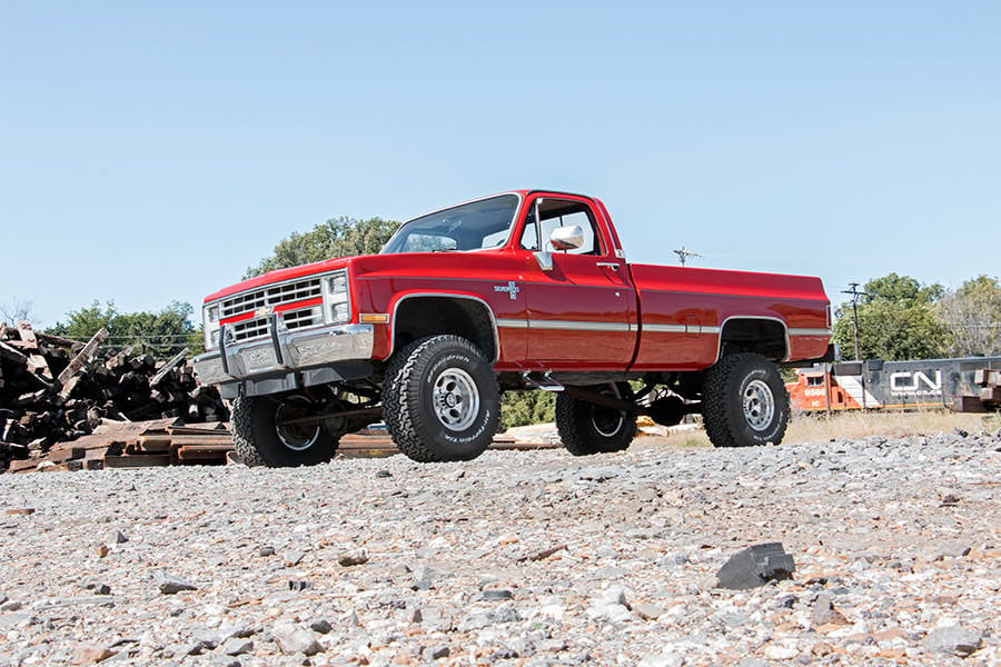 4 Inch Lift Kit 52 Inch Rear Springs Chevy/GMC C10/K10 Truck & SUV/K5 Blazer (73-76) Rough Country-1