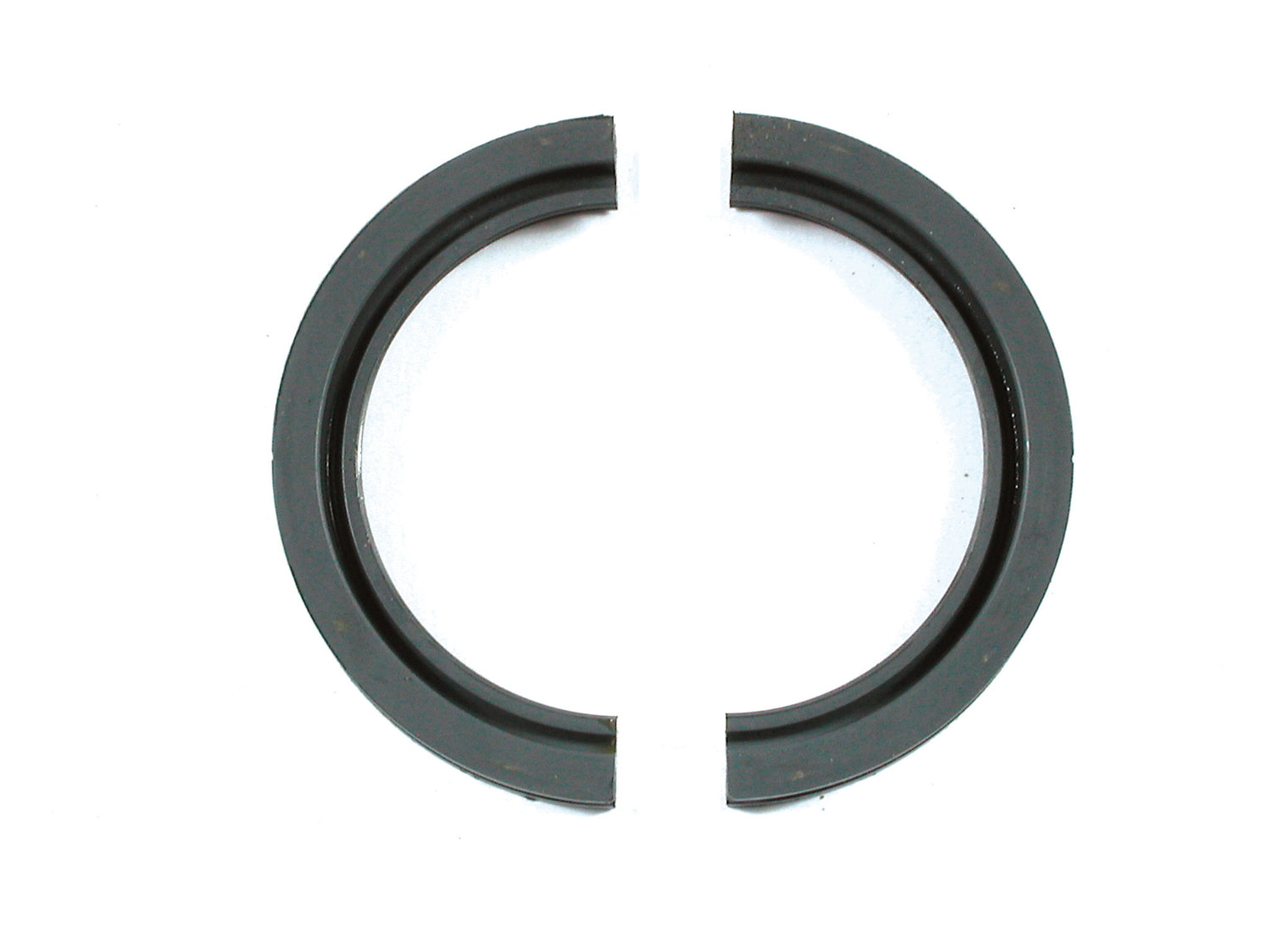 Rear Main Seal High Vacuum Fits Chevrolet Small Block with two-piece rear main seal. Recommended for use with external vacuum pump Mr Gasket