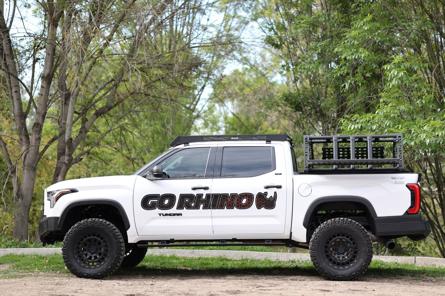 RealTruck VoltStep Electric Running Board Kit Textured Black 2022-2026 Toyota Tundra 4 Door Go Rhino-2