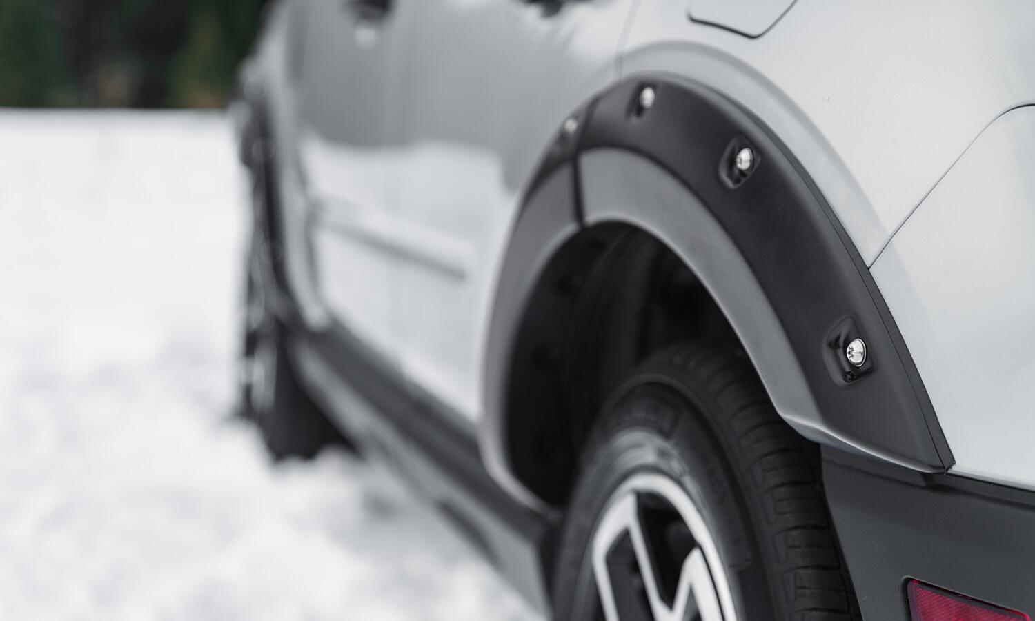Black Pocket/Rivet Style Smooth Finish 4-Piece Fender Flare Set For 2021-2026 Ford Bronco Sport Bushwacker-1