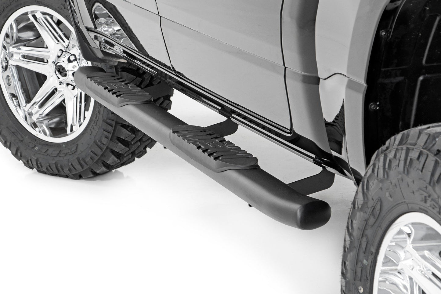 Rough Country Dodge Oval Nerf Step Bars (19-20 Ram Crew Cab) Rough Country
