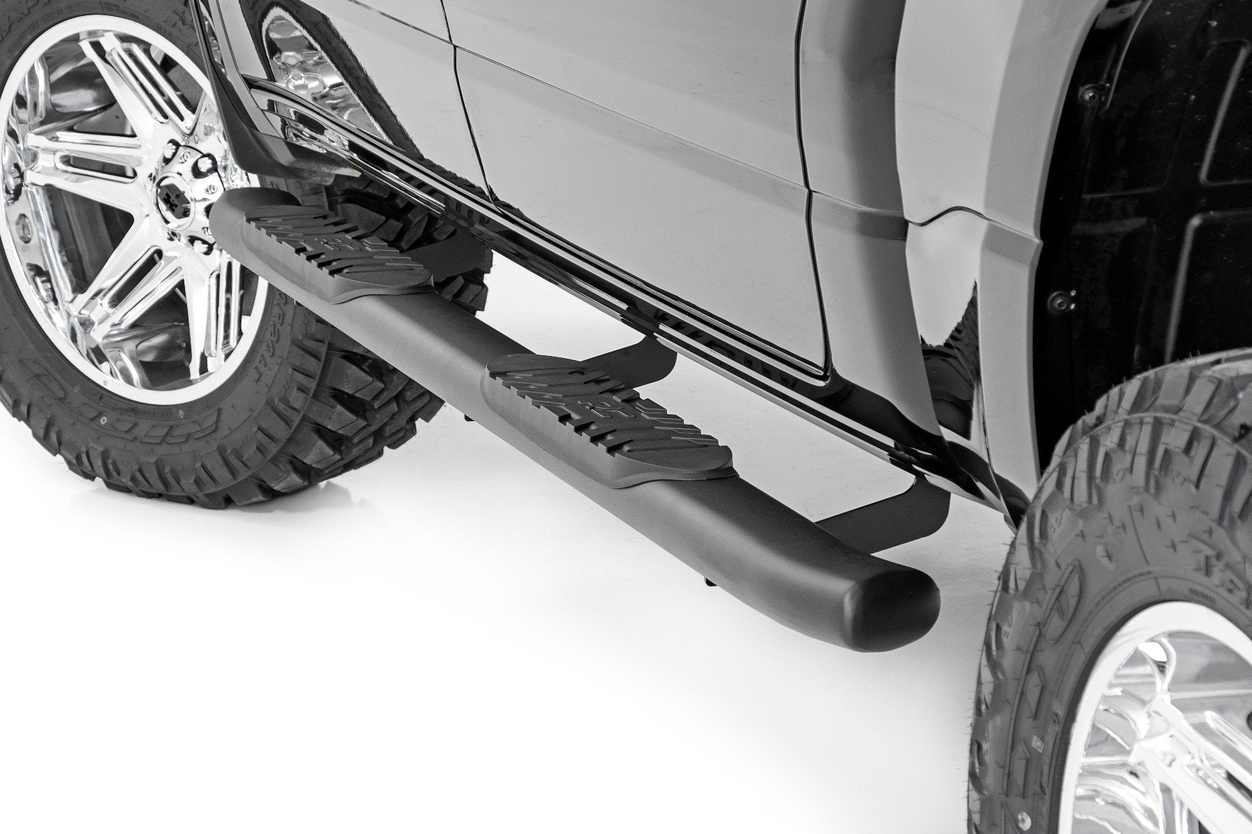 Rough Country Dodge Oval Nerf Step Bars (19-20 Ram Crew Cab) Rough Country