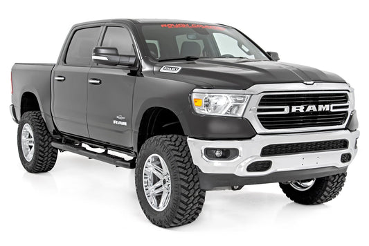 Oval Nerf Step Crew Cab Black Ram 1500 (19-26)/1500 TRX (21-24) Rough Country-1