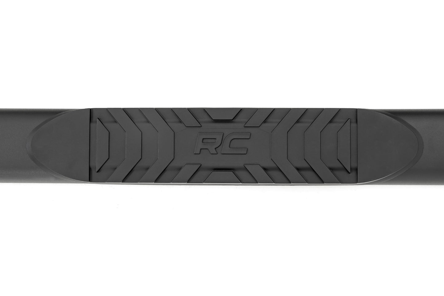 Rough Country Oval Nerf Step 4.5 Inch Crew Cab Black 21-22 Chevy/GMC Tahoe/Yukon Rough Country