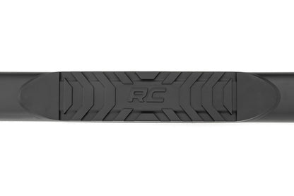 Oval Nerf Step 4.5 Inch Crew Cab Black 21-22 Chevy/GMC Tahoe/Yukon Rough Country-2