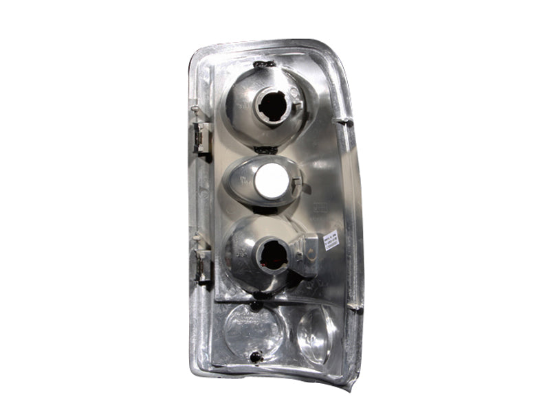 Tail Light Set Smoke Lens Pair Does Not Fit Barn Door Models Chevrolet Suburban 1500/2500/Tahoe 2000-2006, GMC Yukon/XL 1500/XL 2500 2000-2006 AnzoUSA-1