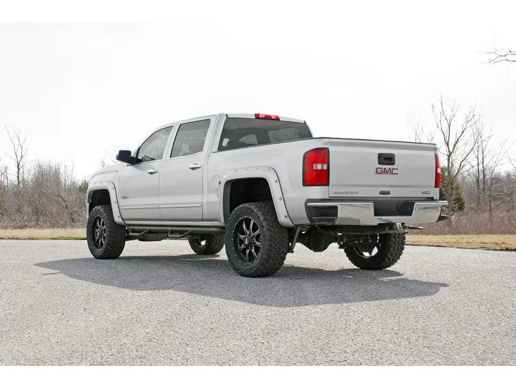Rough Country 5 Inch Suspension Lift Kit w/V2 Monotube 14-18 Silverado/Sierra 1500 4WD Rough Country