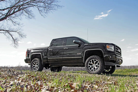 6 Inch Lift Kit Cast Steel M1 Struts/M1 Silverado/Sierra 1500 (14-18 & Classic) Rough Country-1