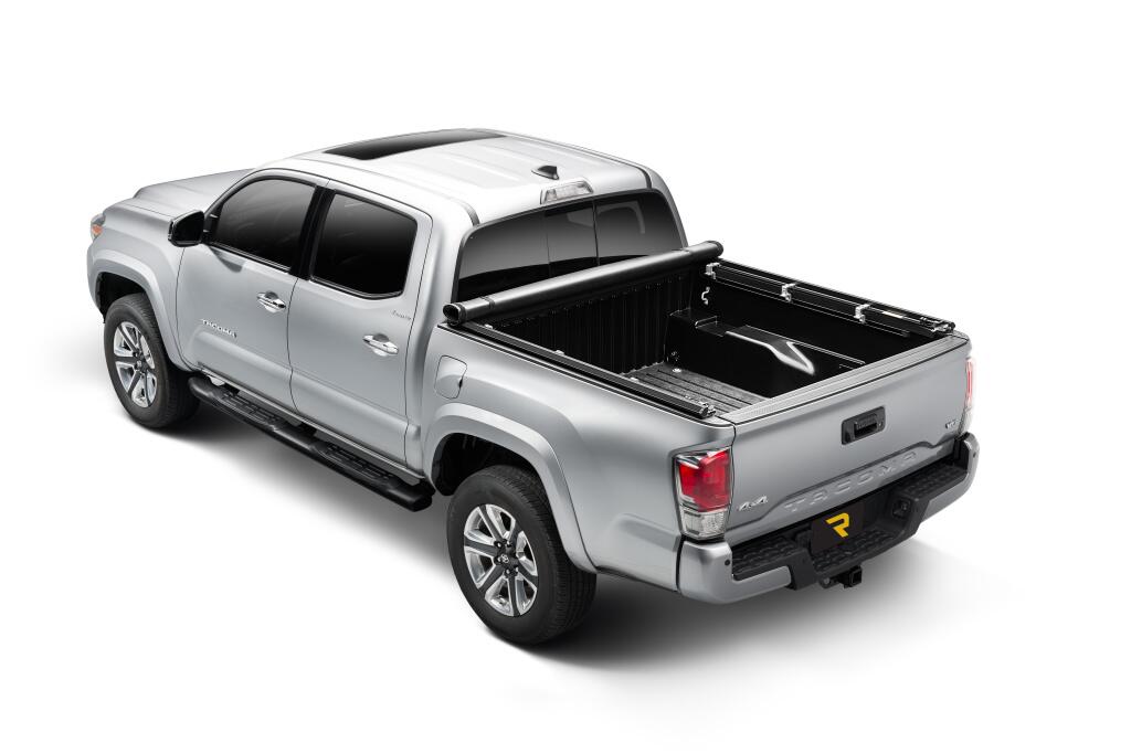 TruXport Tonneau Cover Black 2001-2006 Toyota Tundra Double Cab 6 Foot 2 Inch Bed with Bed Caps Truxedo-2