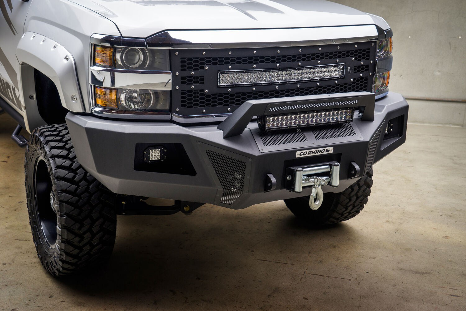 BR11 Light Bar Mount Textured Black 2010-2018 Dodge Ram 2500/3500 2011-2016 Ford F-250/F-350/ F-450 Super Duty Go Rhino-3