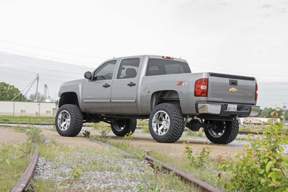 7.5 Inch Lift Kit M1 Struts/M1 Silverado/Sierra 1500 4WD (07-13) Rough Country-2