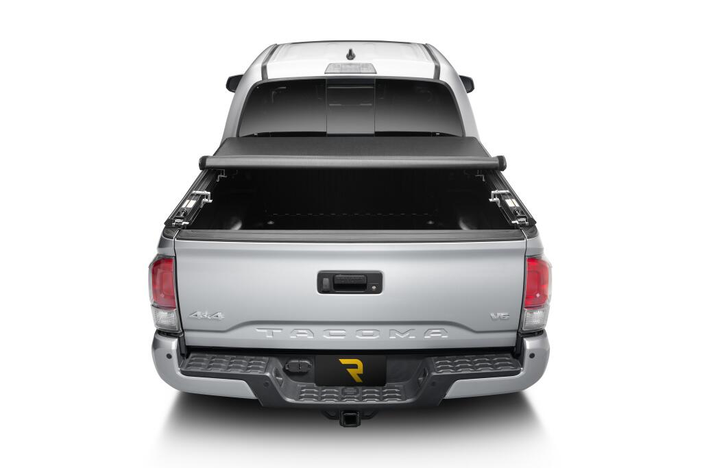 TruXport Tonneau Cover Black 1995-1998 Toyota T-100 X-Cab/1999-2006 Tundra 6 Foot 2 Inch Bed without Bed Caps Truxedo-11