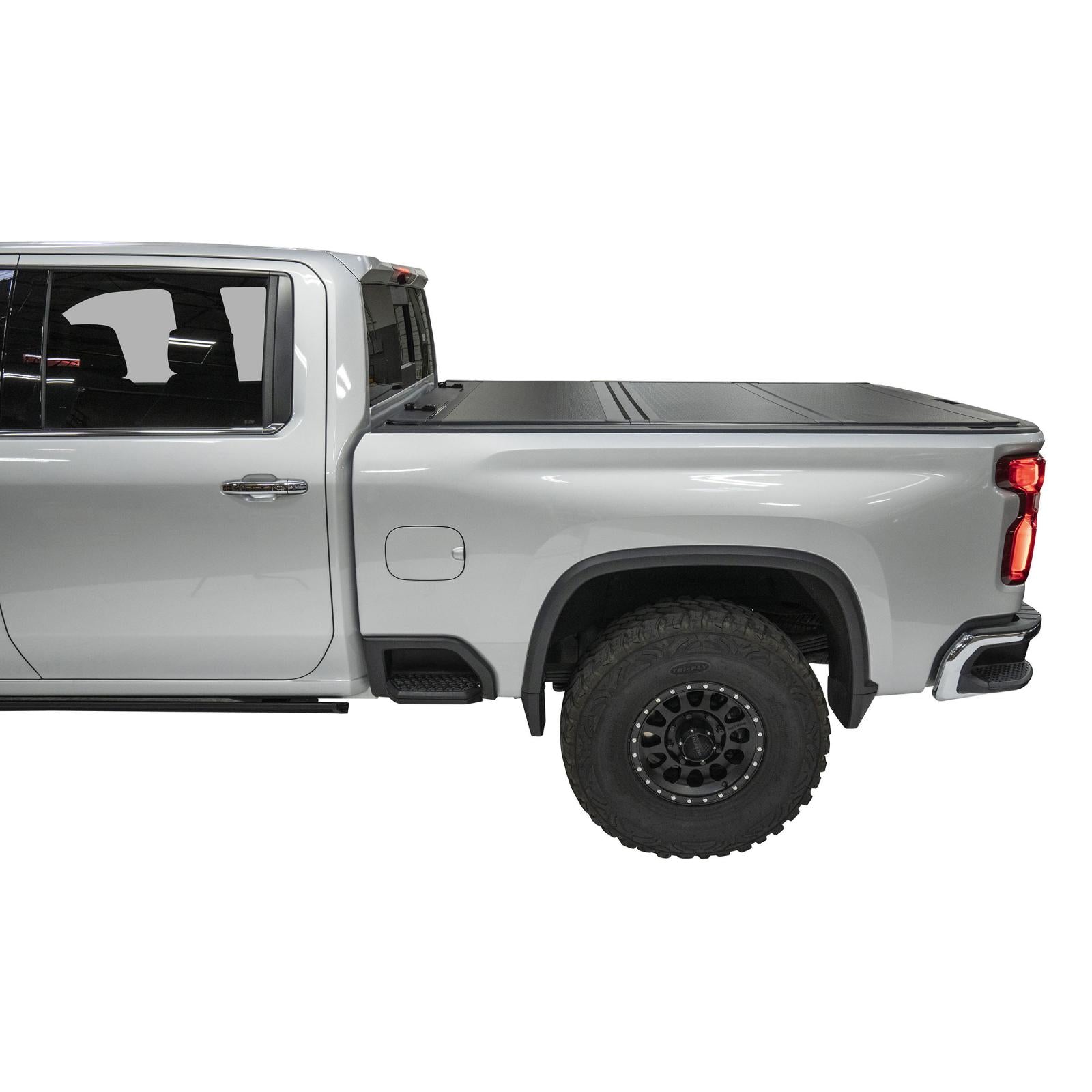 Bed Guard Folding Tonneau Cover 2020-2022 Silverado/Sierra 2500 HD Smittybilt-5