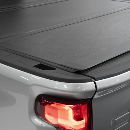 Bed Guard Folding Tonneau Cover 2020-2022 Silverado/Sierra 2500 HD Smittybilt-8