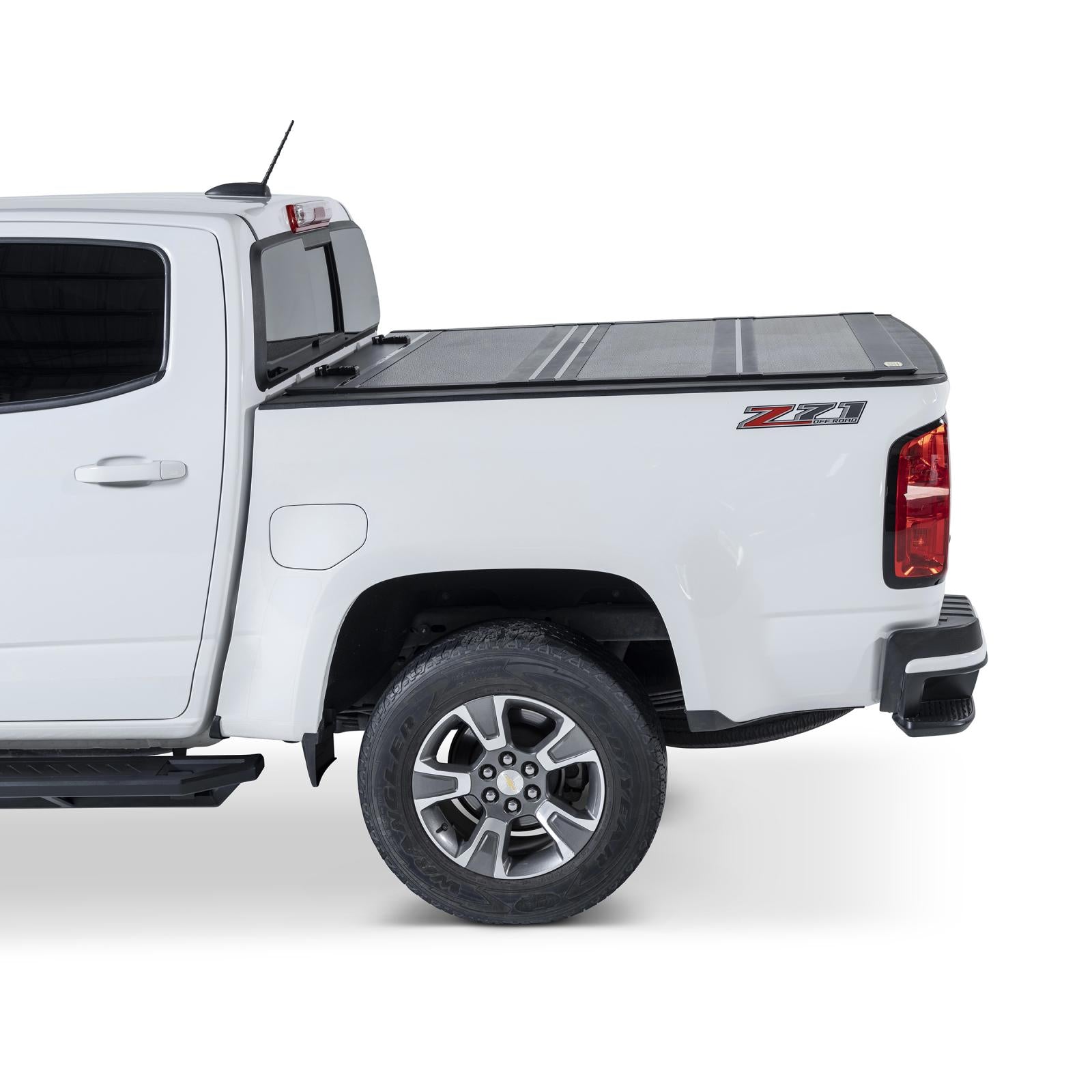Bed Guard Folding Tonneau Cover 2015-2022 Colorado/Canyon Smittybilt-5