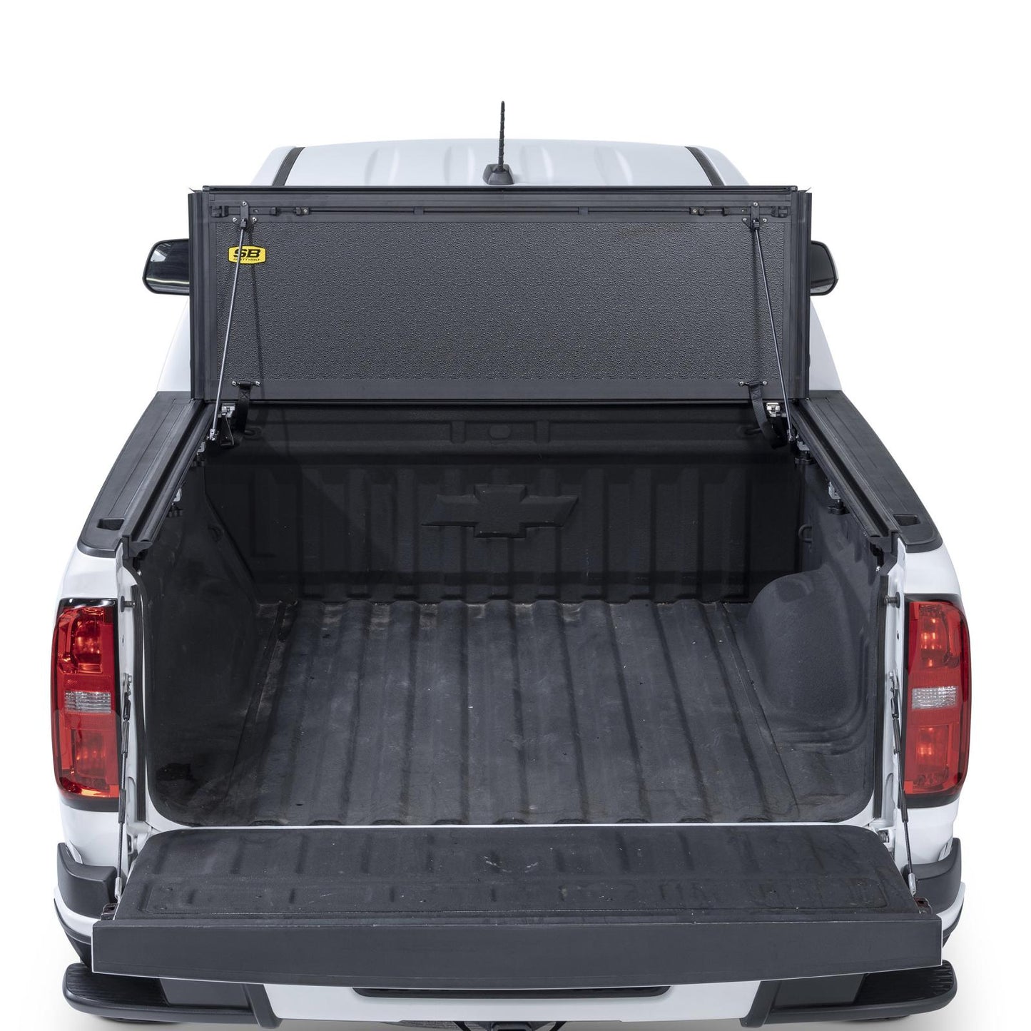 Bed Guard Folding Tonneau Cover 2015-2022 Colorado/Canyon Smittybilt-9