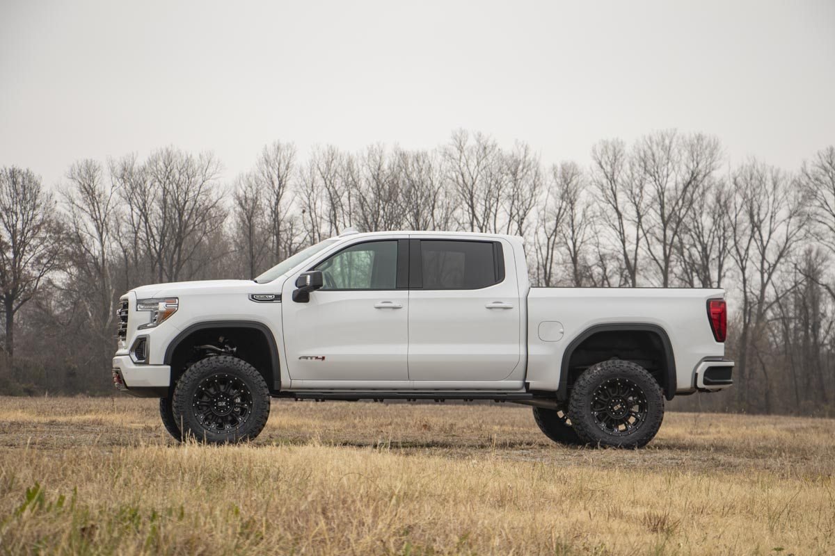 Rough Country 4 Inch Suspension Lift Kit Vertex 19-20 Silverado/Sierra 1500 Trailboss/AT4 4WD Rough Country