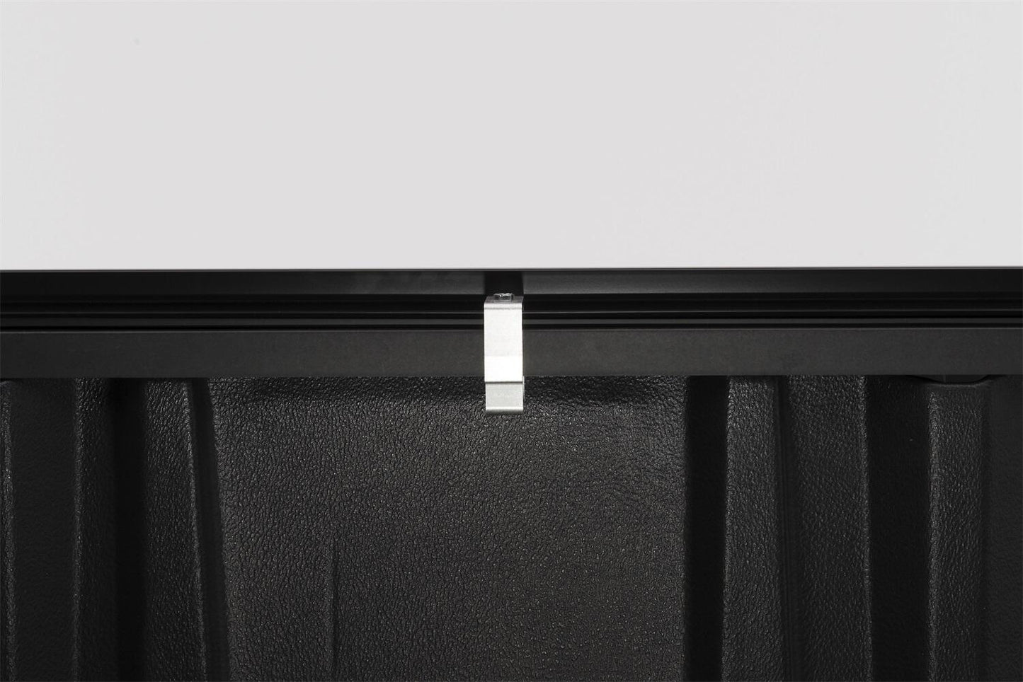 TruXport Tonneau Cover Black 2004-2008 Ford F-150 5 Foot 6 Inch Bed Truxedo-6