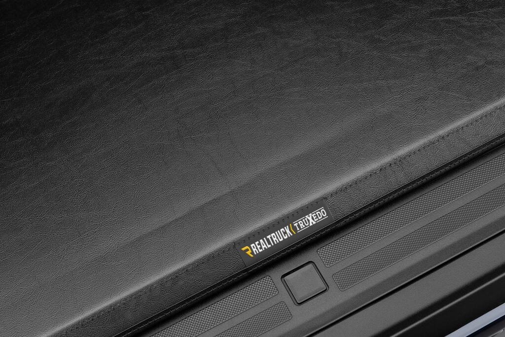 TruXport Tonneau Cover Black 2017-2026 Ford F-250/350/450 Truxedo-7