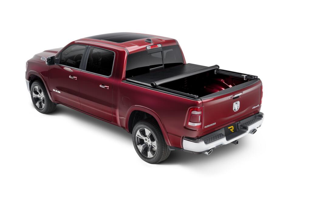 TruXport Tonneau Cover Black 2019-2026 (New Body Style) Ram 5 Foot 7 Inch Bed with or without Mulitfunction Tailgate Truxedo-1