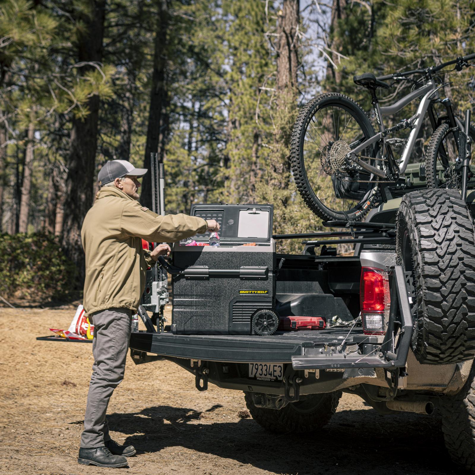 Waypoint and Basecamp Fridge Replacement Battery Smittybilt-3