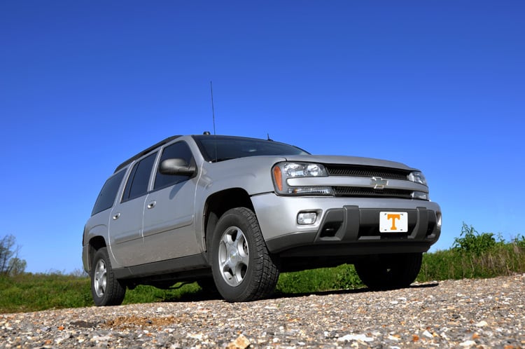 2 Inch Lift Kit Chevy/GMC Envoy/Trailblazer 2WD/4WD (2002-2009) Rough Country-1