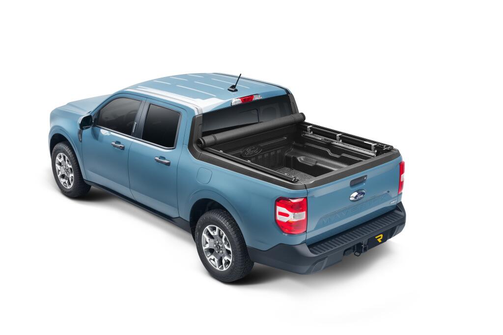 TruXport Tonneau Cover Black 2022-2026 Ford Maverick Truxedo-2