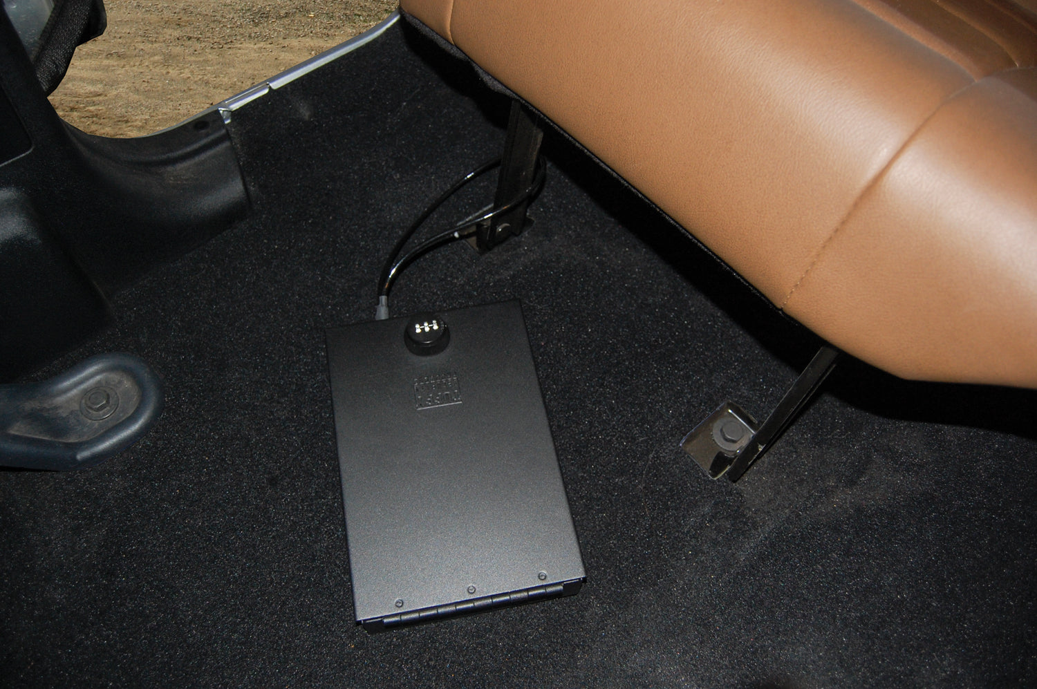Portable Safe For Compact Pistols Universal Black Includes Cable Products Tuffy Security-9