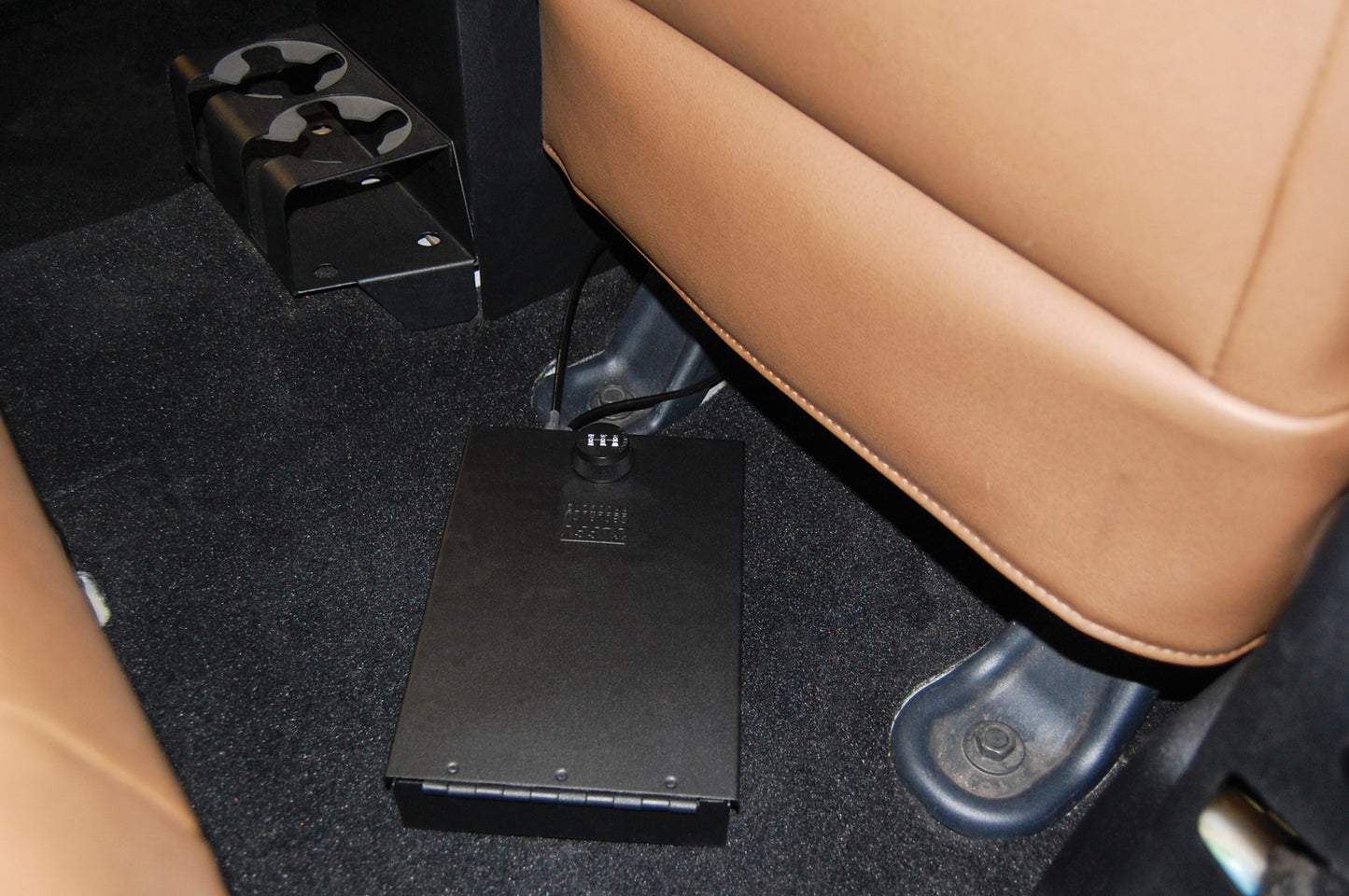 Portable Safe For Compact Pistols Universal Black Includes Cable Products Tuffy Security-11
