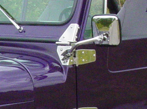 Kentrol Jeep CJ/YJ Windshield Hinge Pair 76-95 CJ and Wrangler YJ Polished Silver Kentrol