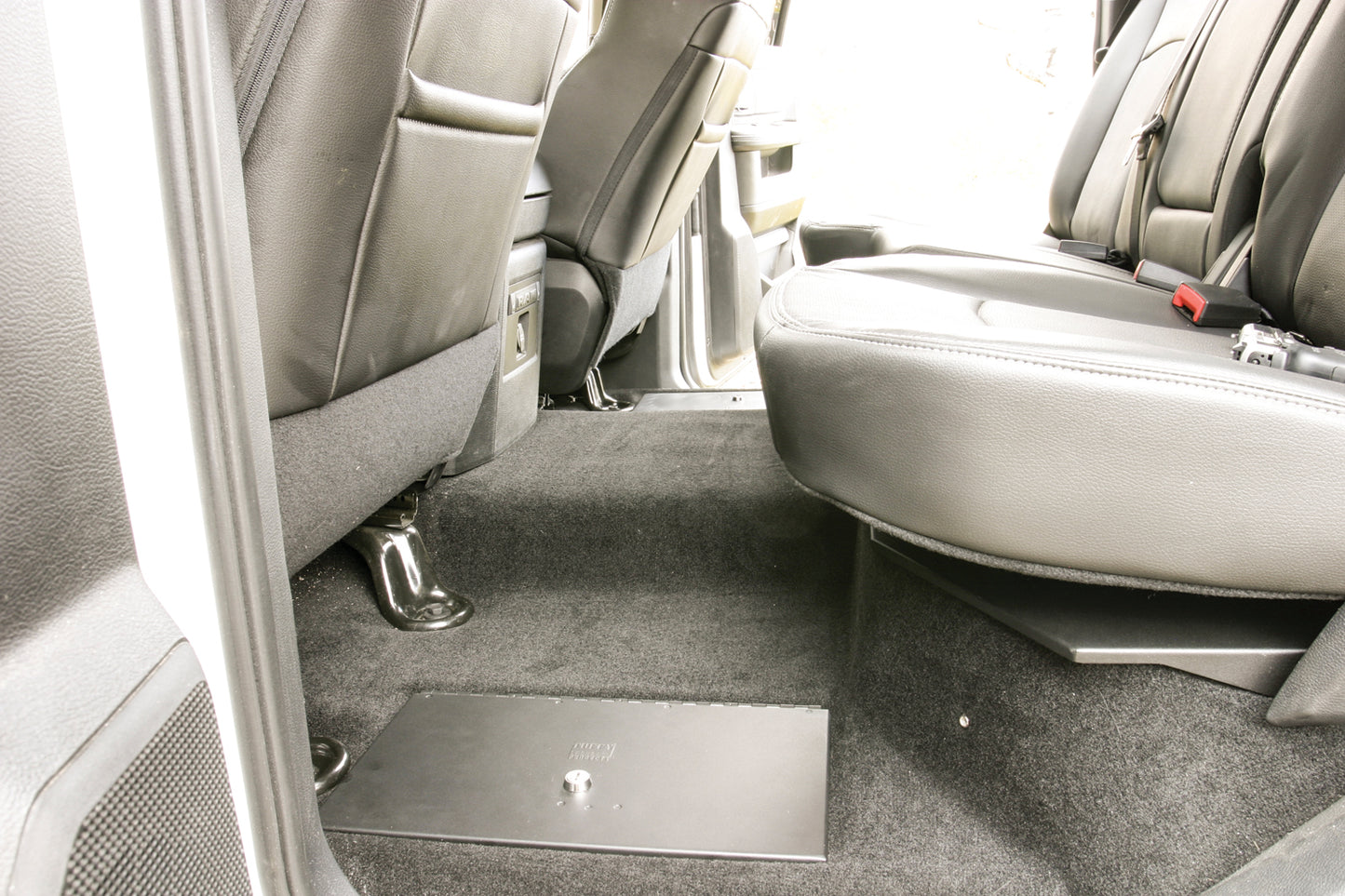 In-Floor Locking Cargo Lid 09-25 Ram 1500/2500/3500 Crew Cab Exc.Mega Cab Black Products Tuffy Security-2