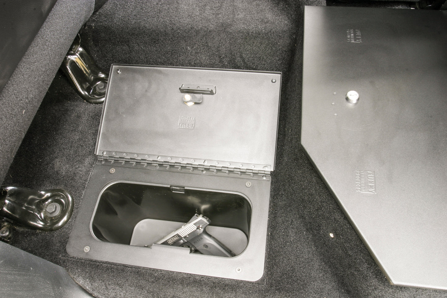 In-Floor Locking Cargo Lid 09-25 Ram 1500/2500/3500 Crew Cab Exc.Mega Cab Black Products Tuffy Security-4