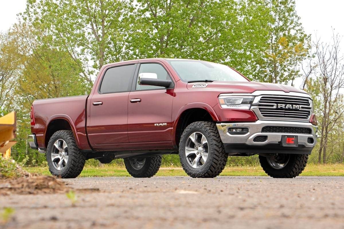 3.5 Inch Lift Kit N3 Struts Red Ram 1500 2WD/4WD (2019-2026) Rough Country-4