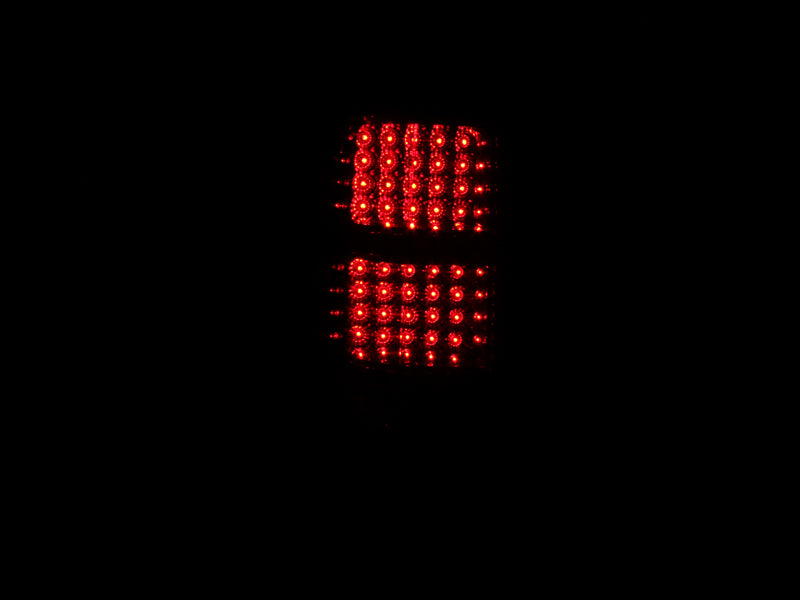 Tail Light Set Red/Clear Lens Pair Dodge Nitro 2007-2011 AnzoUSA-2