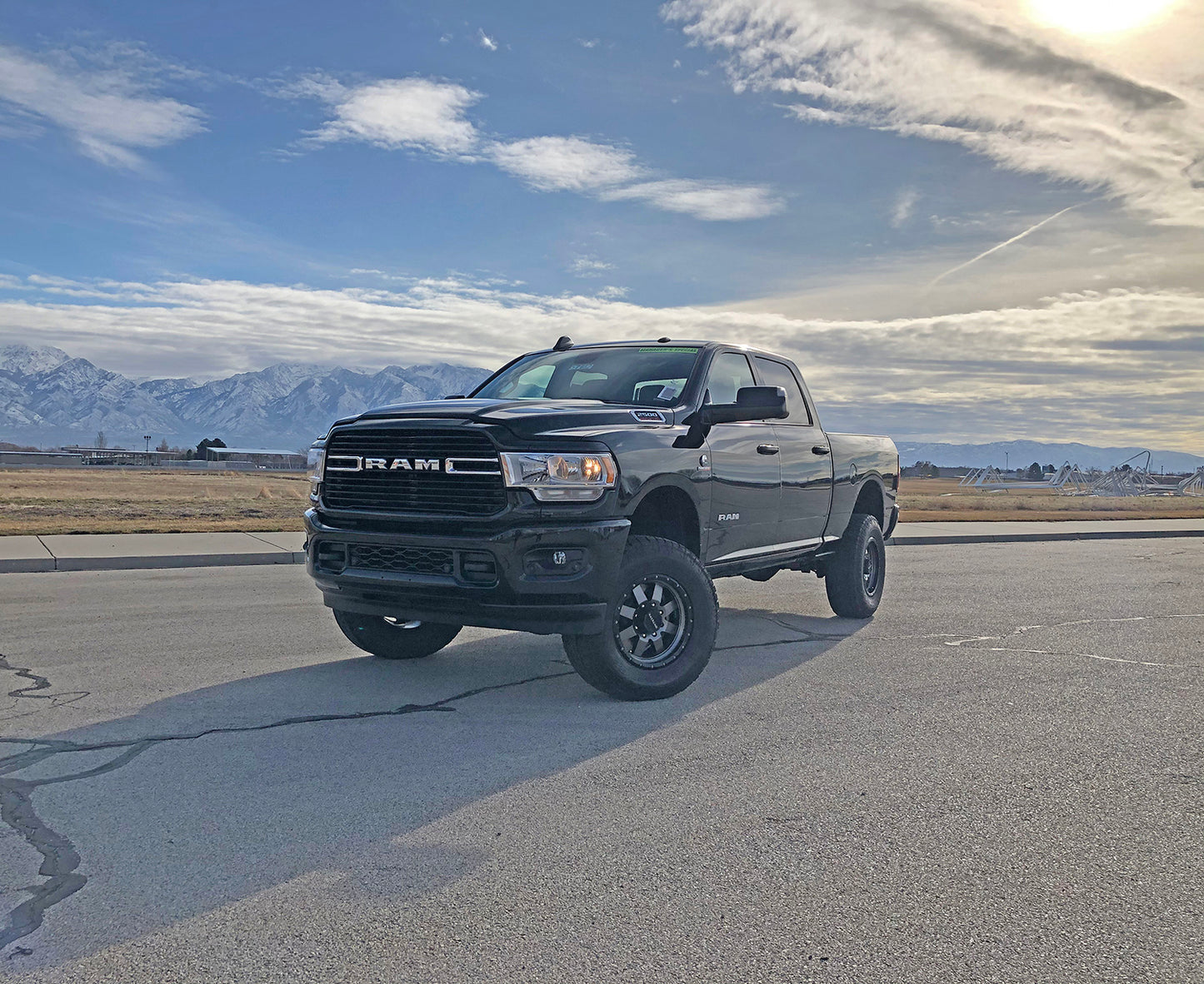 RAM 3 inch Lift W/O Front Shock Relocation Brackets For 19-Up RAM 2500 Tuff Country-1